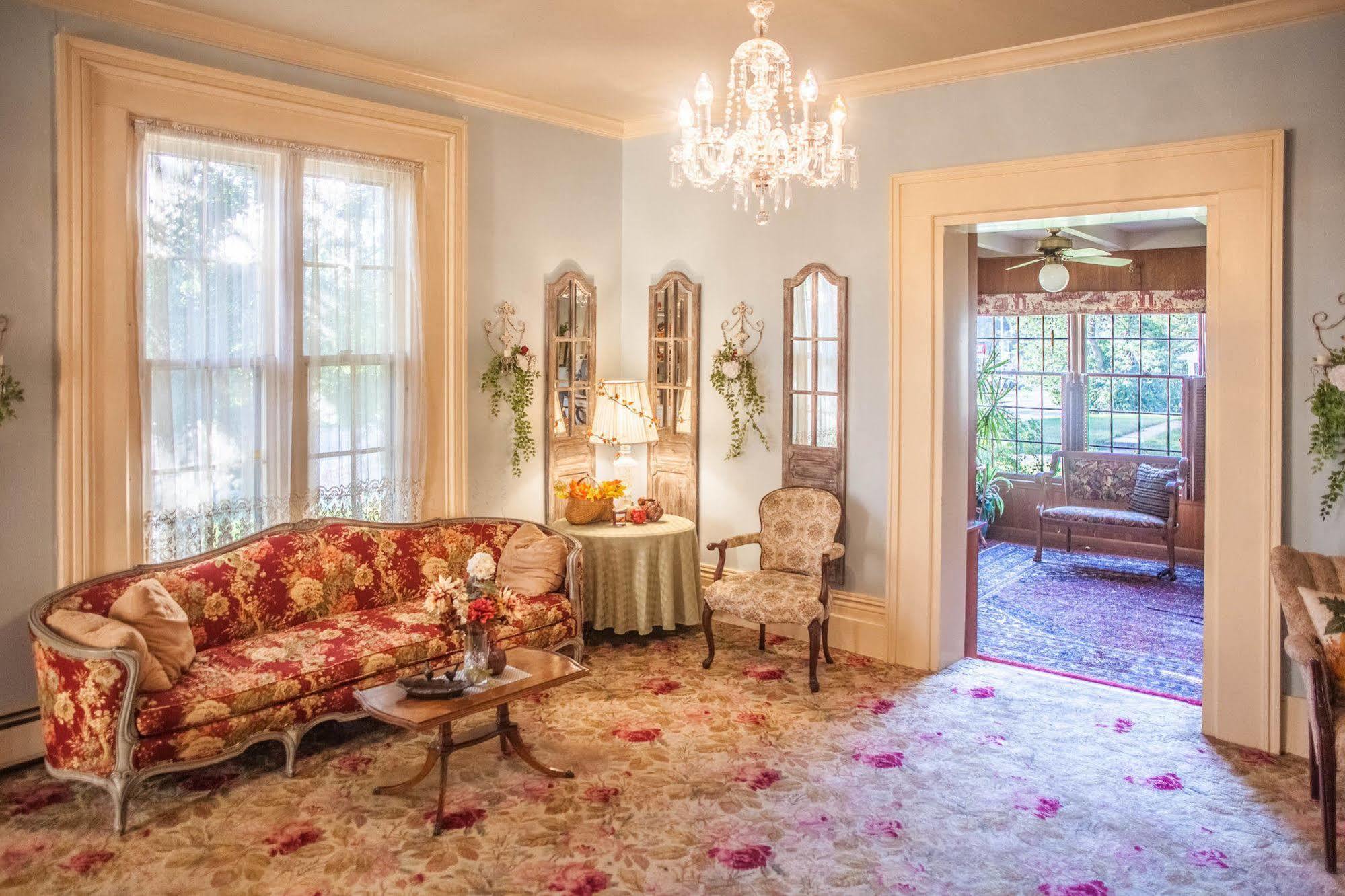 Silver Heart Inn & Cottages Independence Bagian luar foto