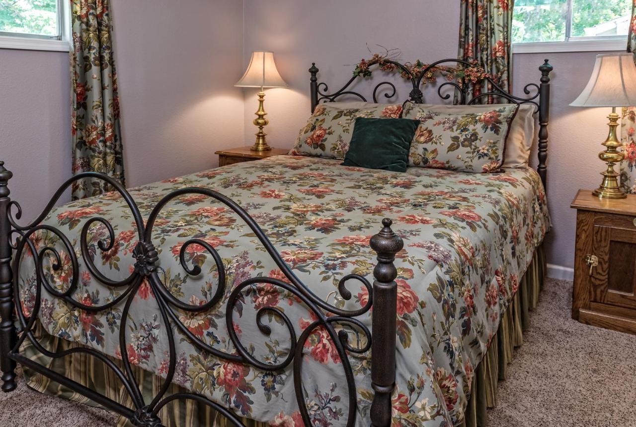 Silver Heart Inn & Cottages Independence Bagian luar foto